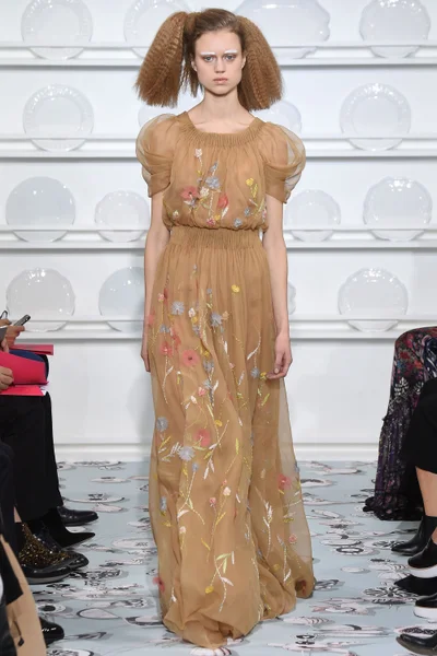 Look 27